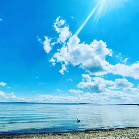 Haus Water Jieper بيت للعطل *